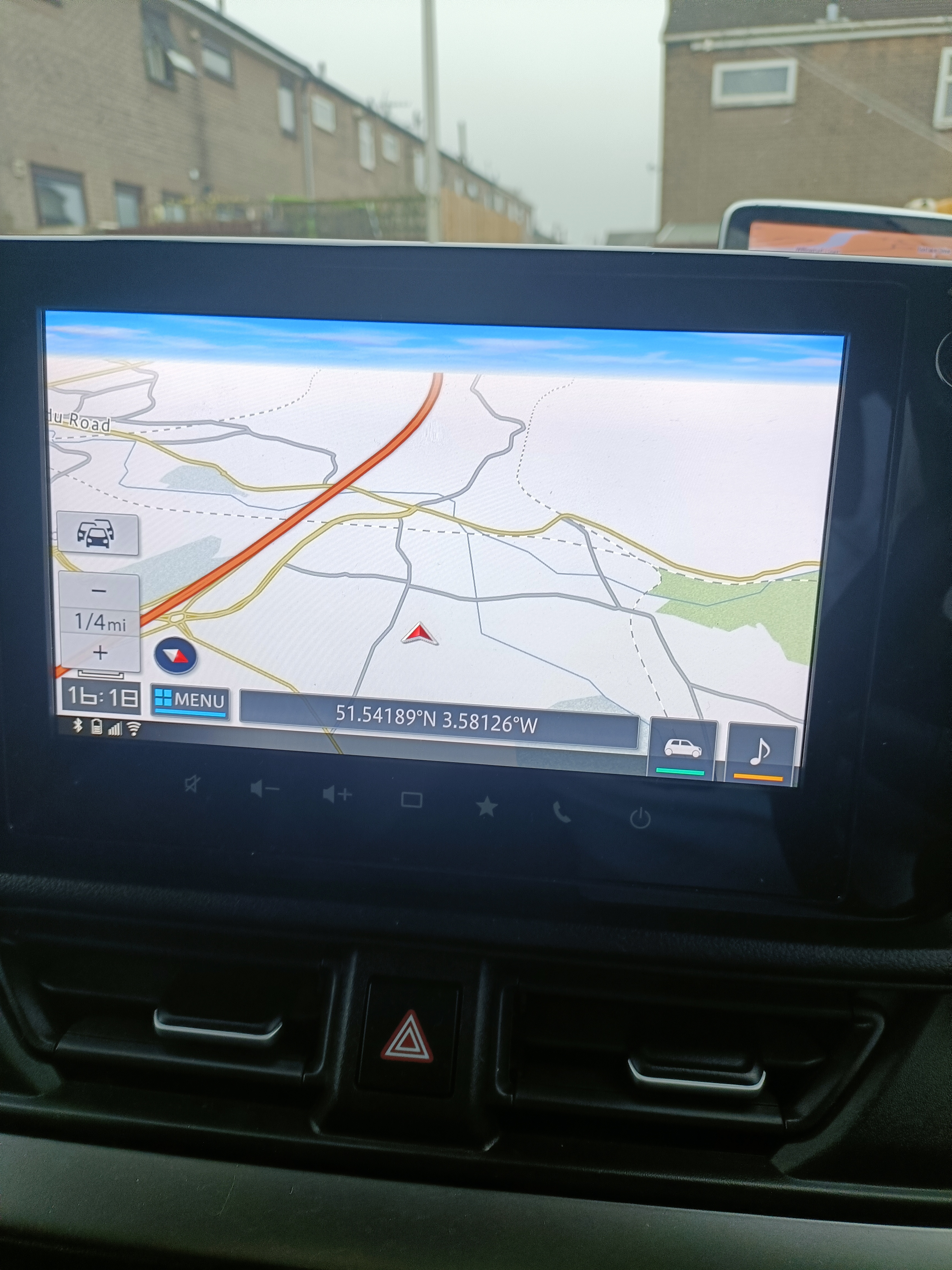 Car’s sat nav full screen Car’s sat nav full screen